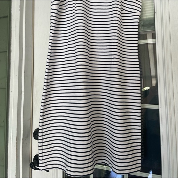 Talbot sheath fringe trim around neck and arms - Picture 3 of 3